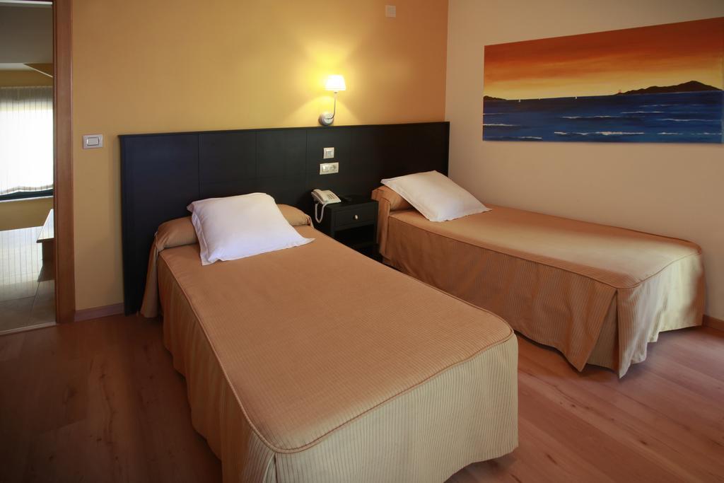 Hotel Habitat Cm Muxia Zewnętrze zdjęcie